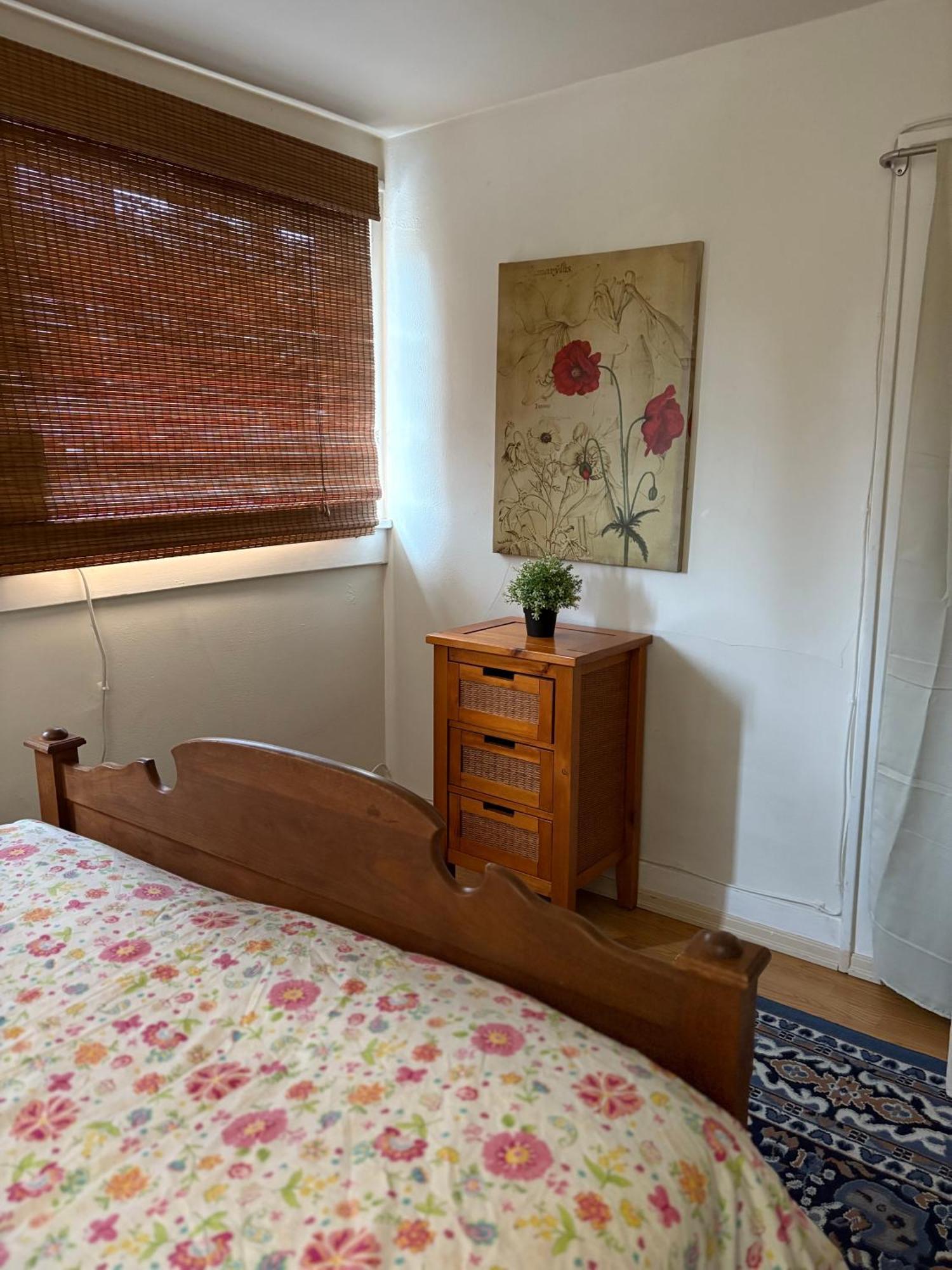 Holiday home Seattle-queen Anne-- 7 Bedroom 3 Ba--one Block To Spu *